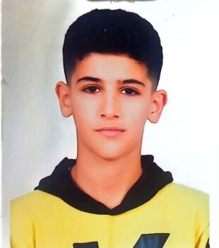 طاها عاشوری نیا آج بیشه