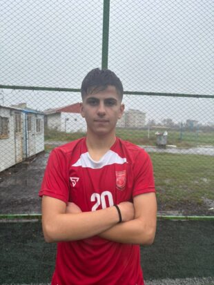 مسیحا نوازش محبوب